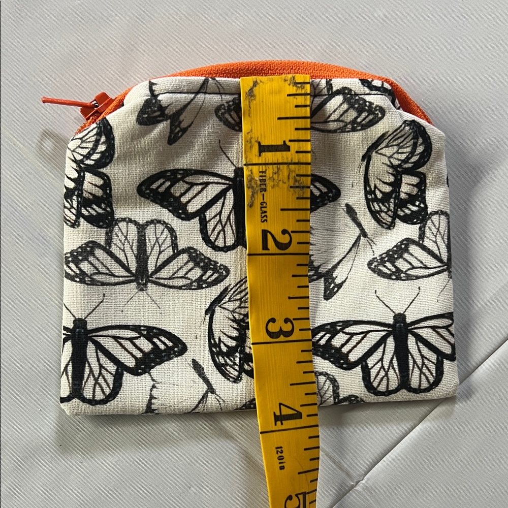 Butterfly Print Pouch Set - Picture 3 of 11